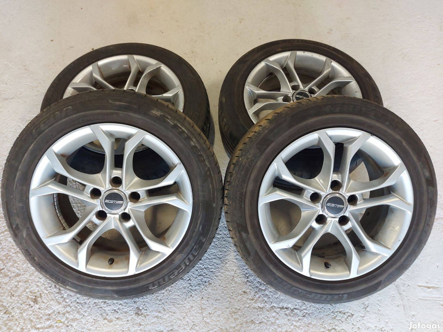Laufenn 205/55R16 91H nyárigumi és 5x112 /16x7,1/2J ET35 alufelni