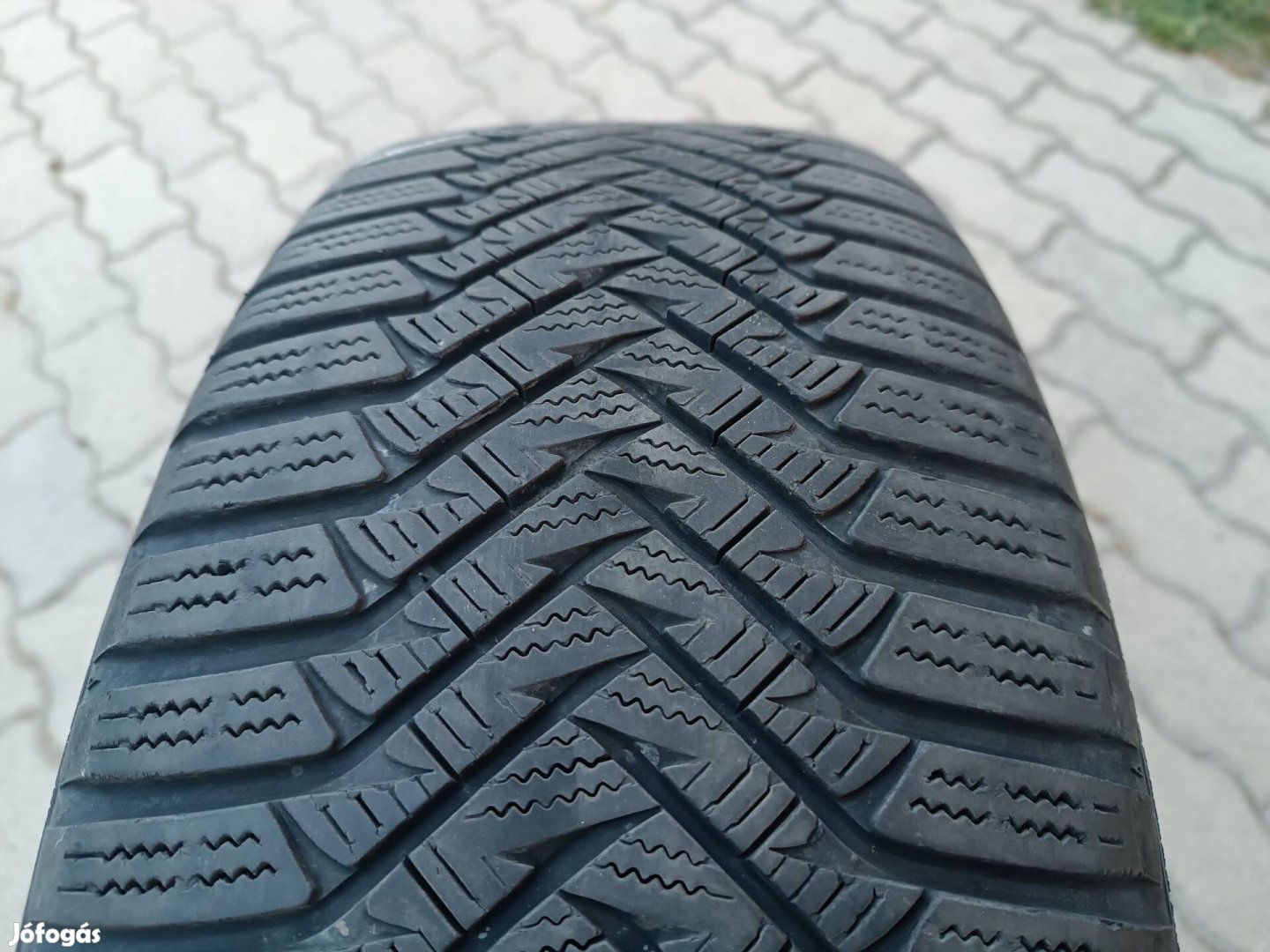 Laufenn 225/55R18 téli gumi 