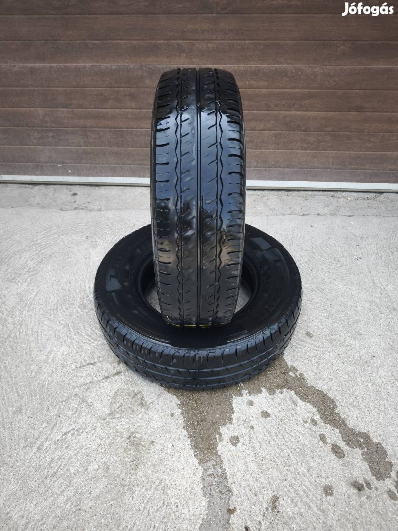 Laufenn 225/75 R16c  2db gumi , autógumi 