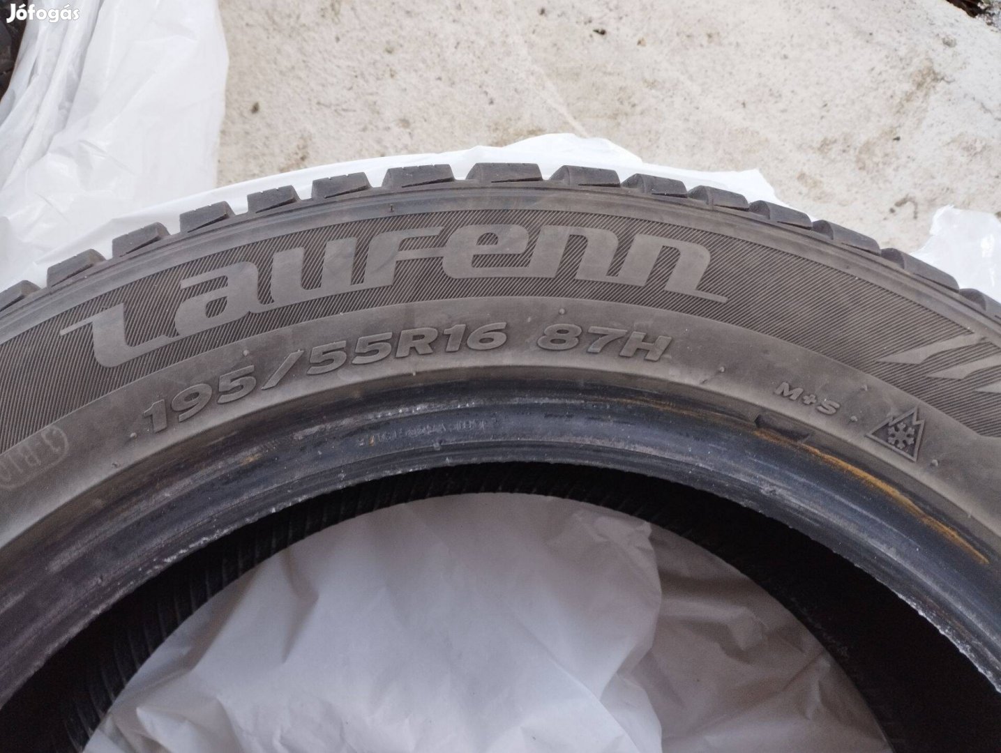 Laufenn Fit+ 195/55 R16 87H M+S téli gumi szett