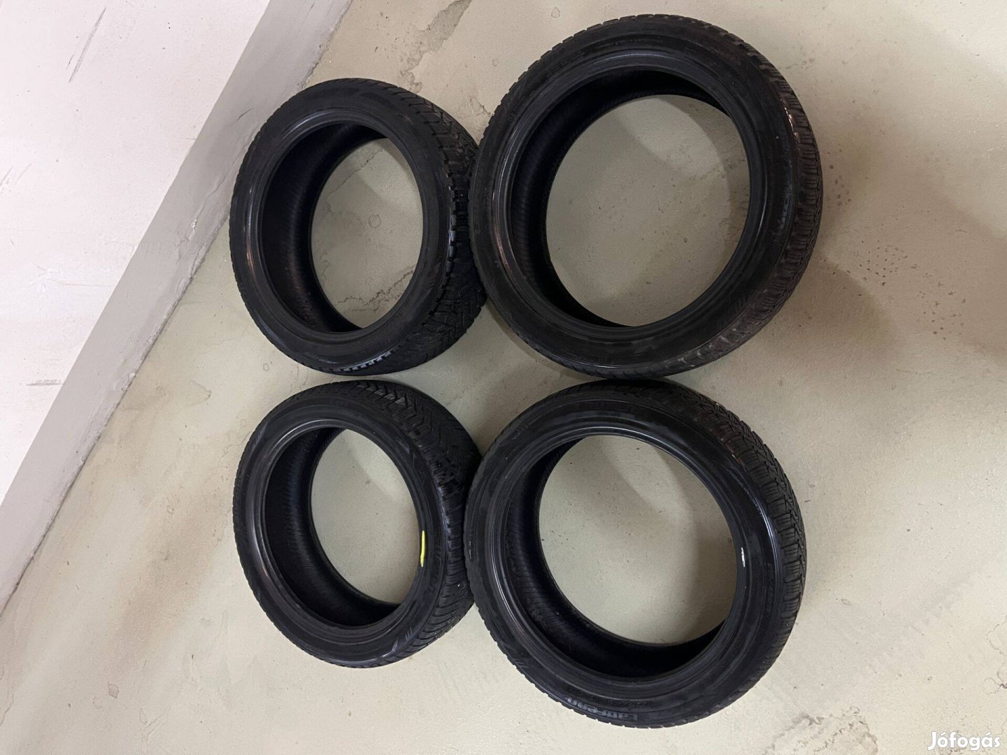 Laufenn I Fit 215/45R17 91V 4db