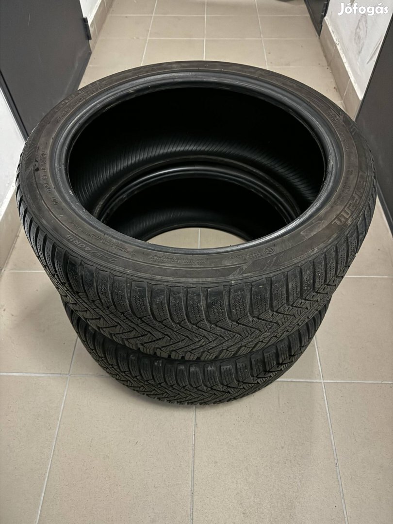 Laufenn I Fit+ 245/40 R18 Téligumi Eladó