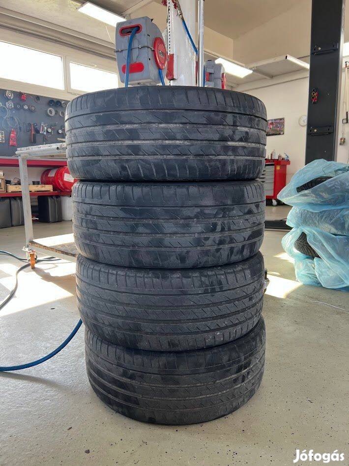 Laufenn Lk01 S Fit Eq+ 225/40 R18