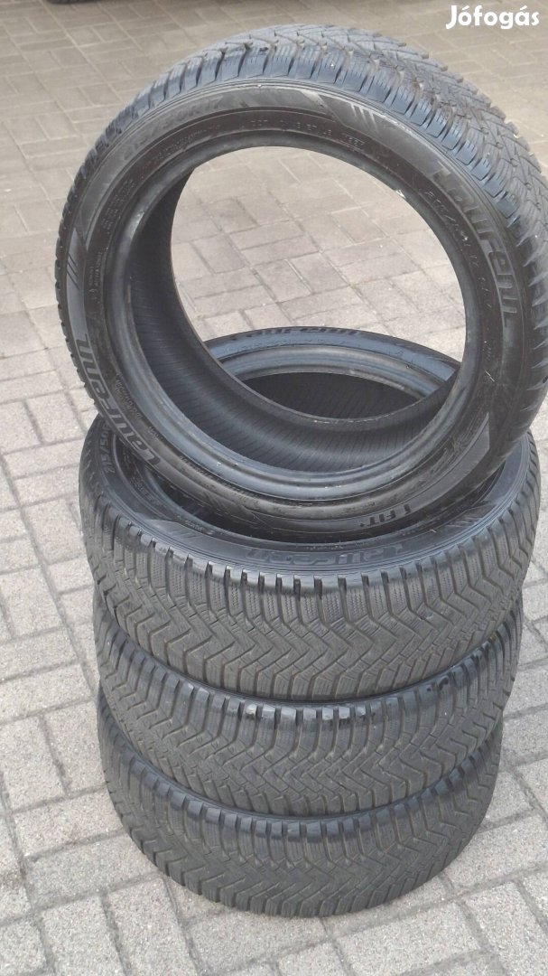Laufenn i Fit+ használt téli gumiabroncs garnitura 215/50 R17