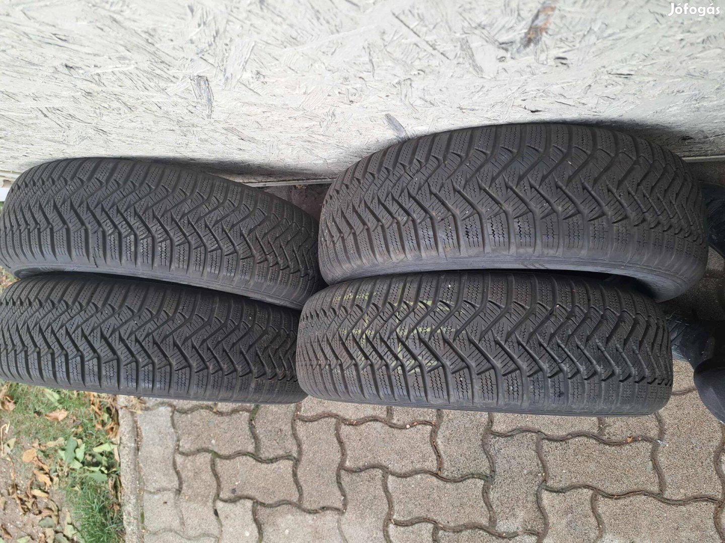 Laufenn téligumi 185/65 R15