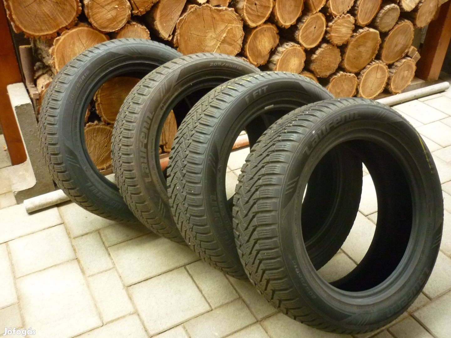 Laufenn téligumi 4db