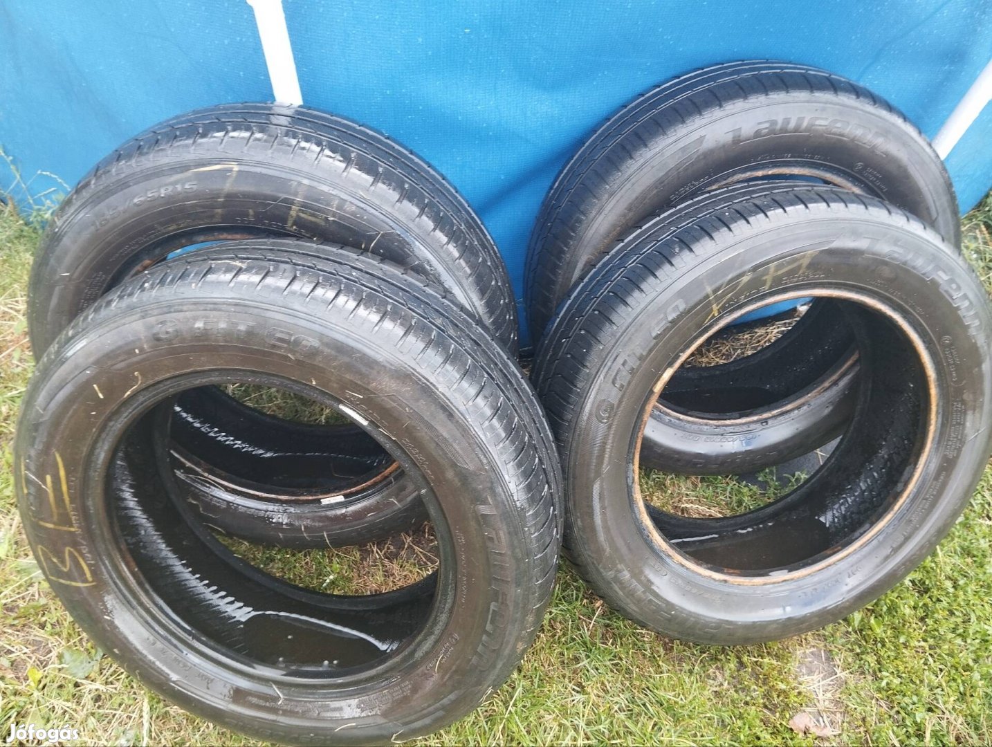 Lauffen nyárigumi