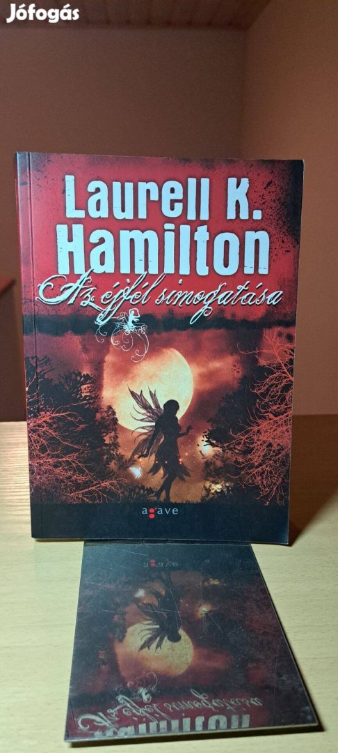 Laurell K. Hamilton: Az éjfél simogatása