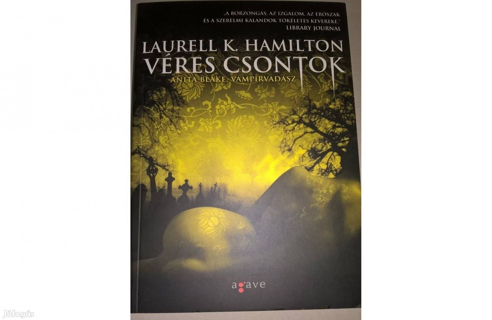 Laurell K. Hamilton - Véres csontok