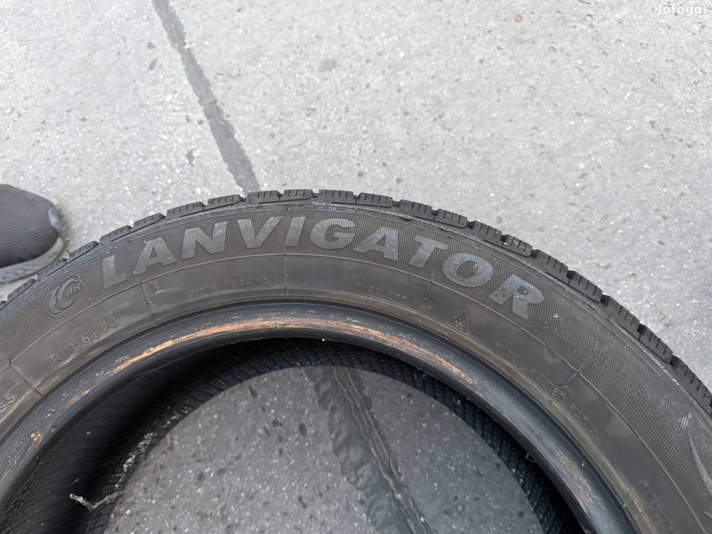 Lavingator téli gumi szett. 