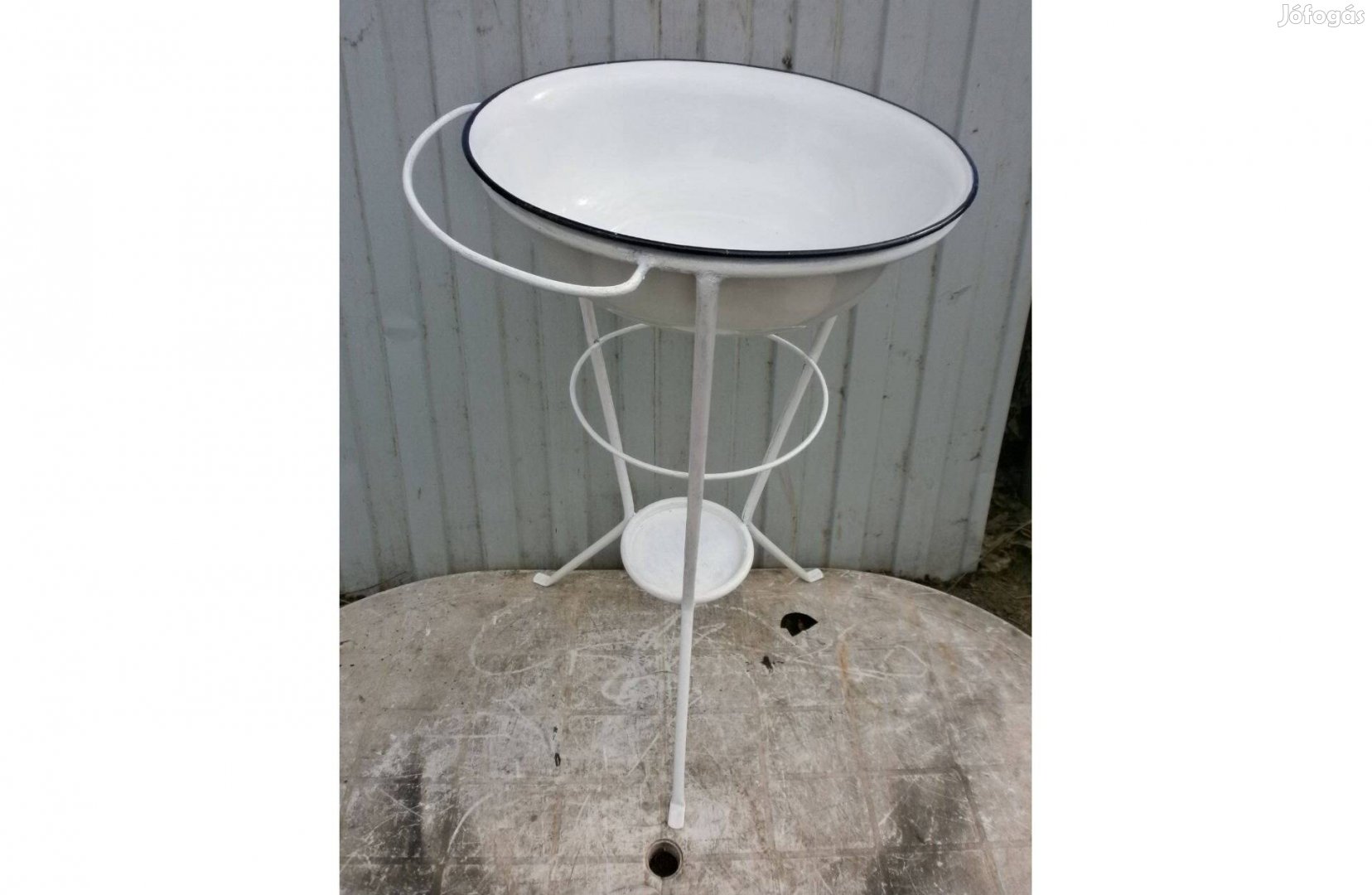 Lavórtartó állvány új lavórral