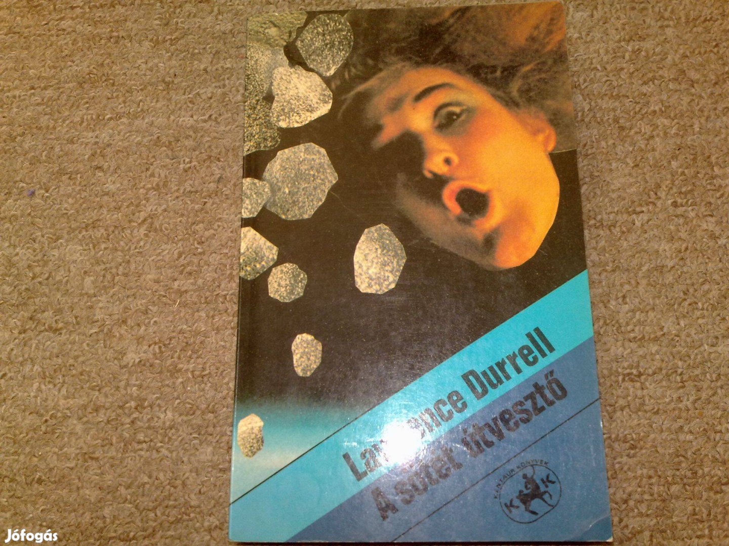 Lawrence Durrell - Sötét útvesztő