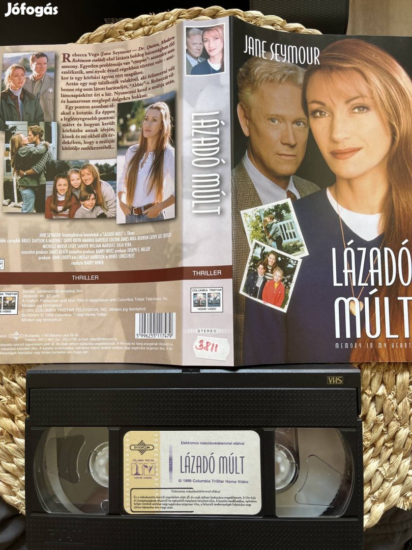 Lázadó múlt vhs