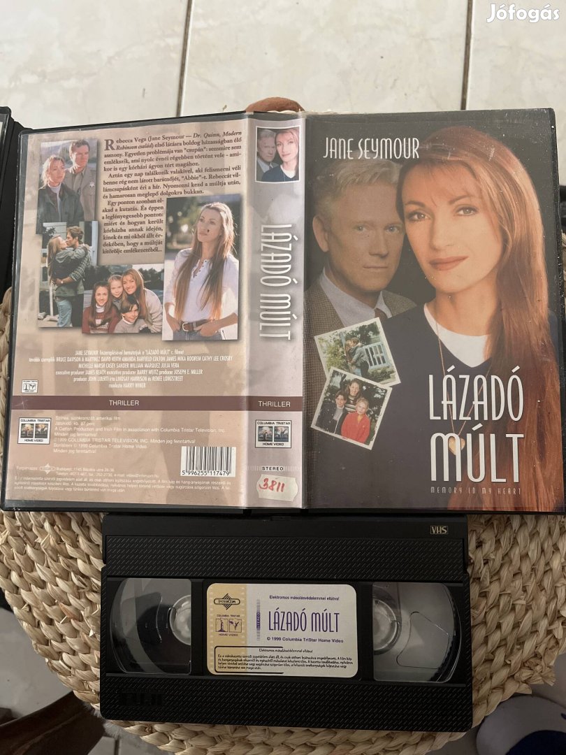 Lázadó múlt vhs