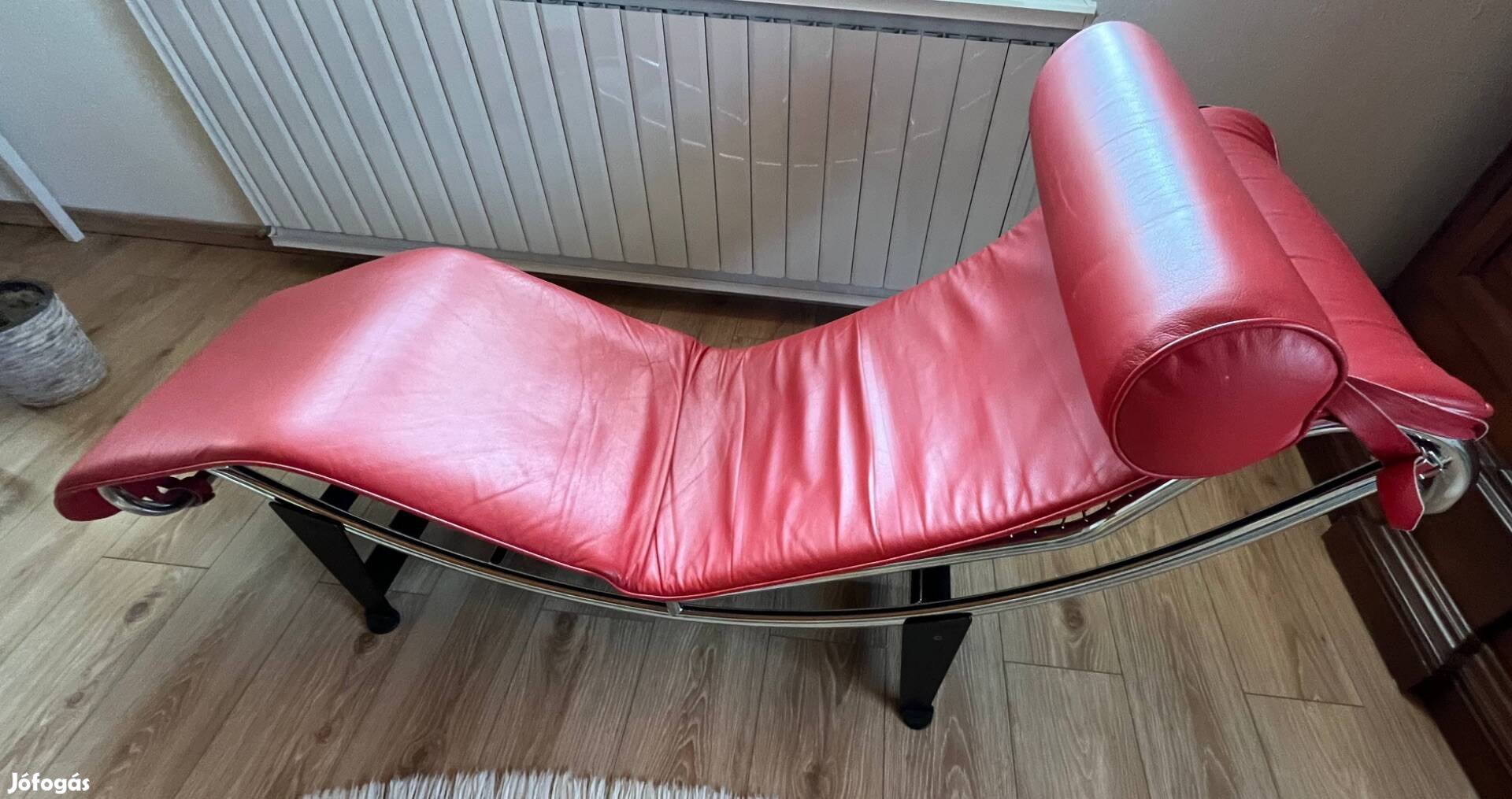 Le Corbusier bőrheverő