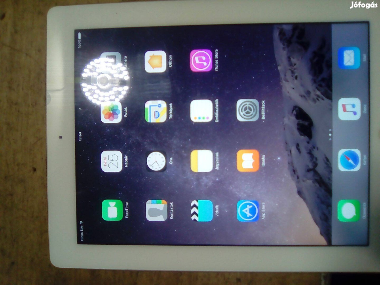 Leado ipad 4