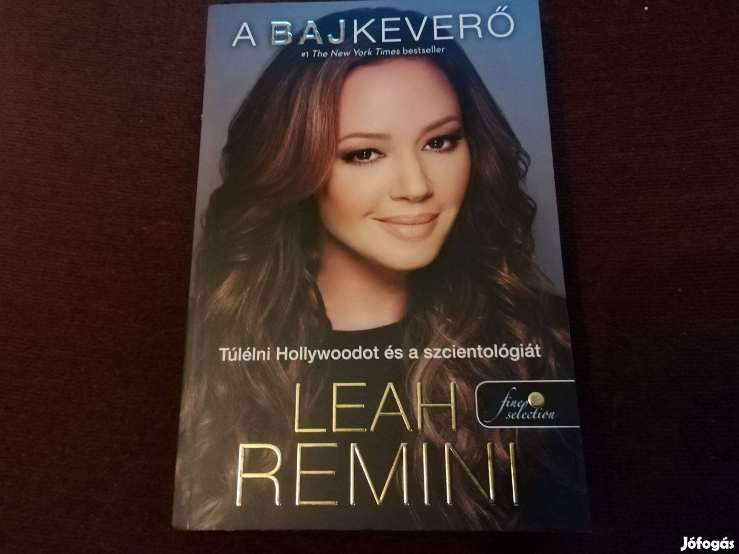 Leah Remini - A bajkeverő