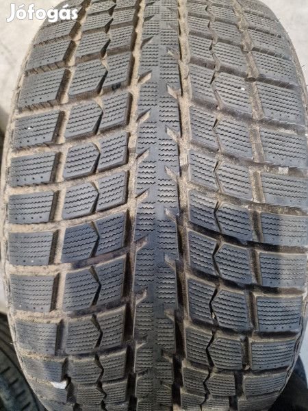 Leao 275/35R19 WINTER DEFENDER 8mm DOT22 használt gumi HG13858 téli