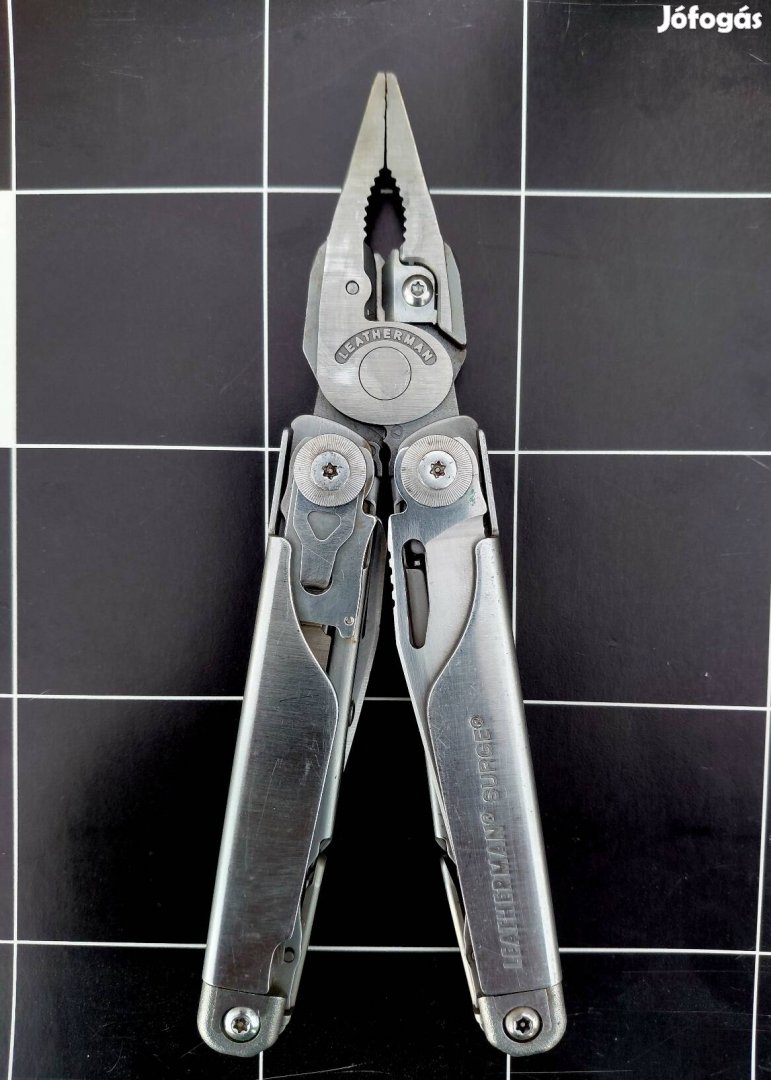 Leather Surge multitool bicska fogó