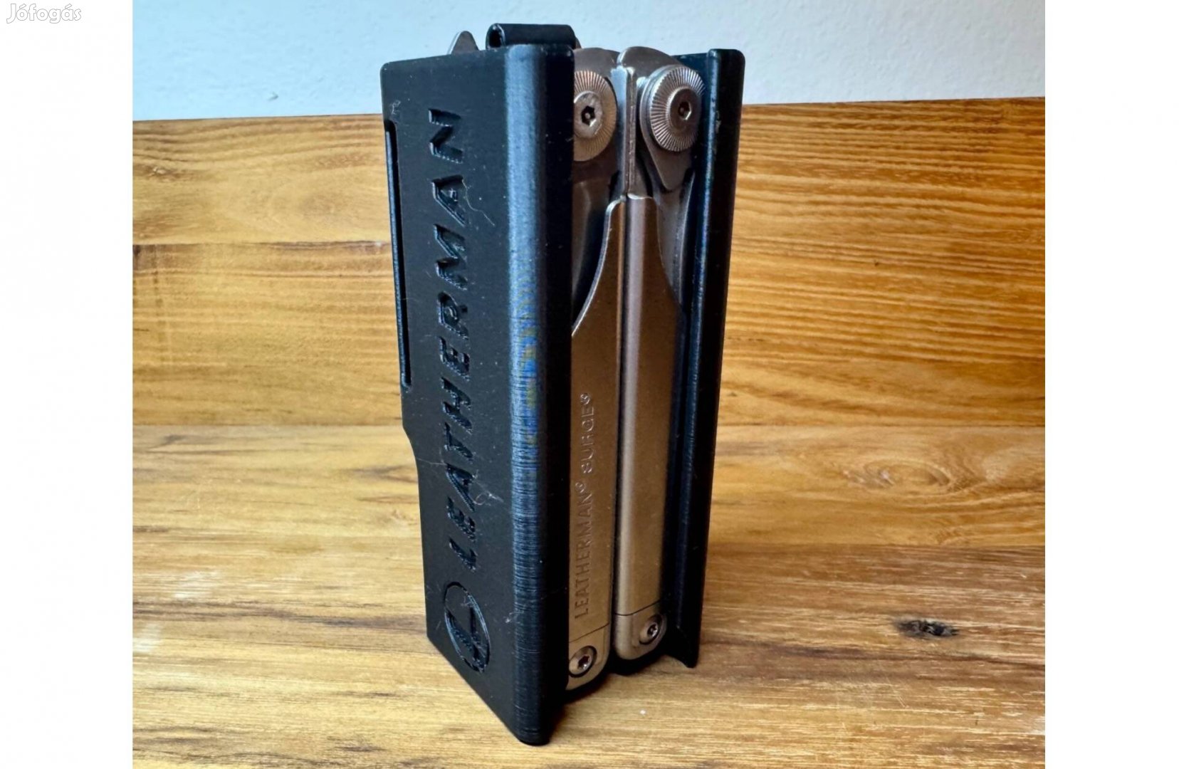 Leatherman Surge + övtok és nyitó pöcök