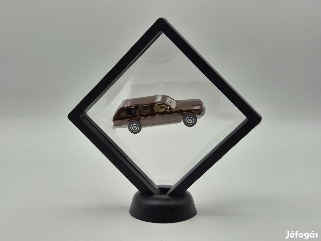 Lebegő vitrin keret / tároló - közepes - 11x11cm - 1:64 kisautókhoz