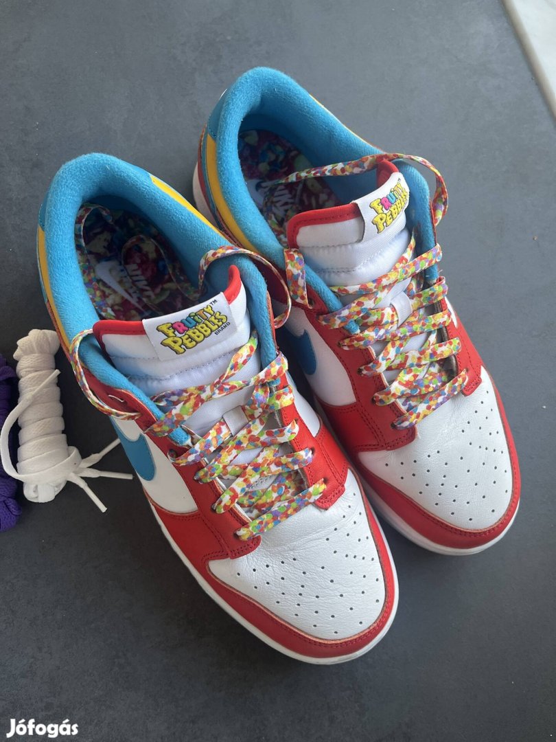 Lebron James x Nike Dunk Low "Fruity Pebbles" cipő