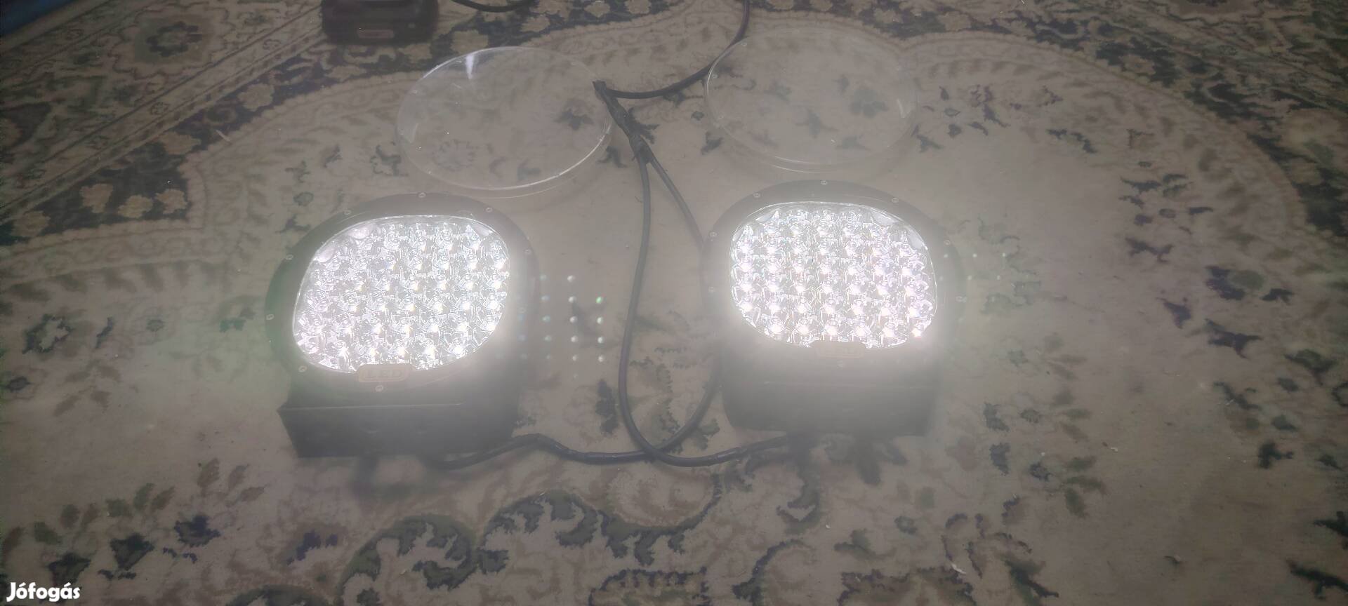 Led reflektor munka lámpa terepjáróra.