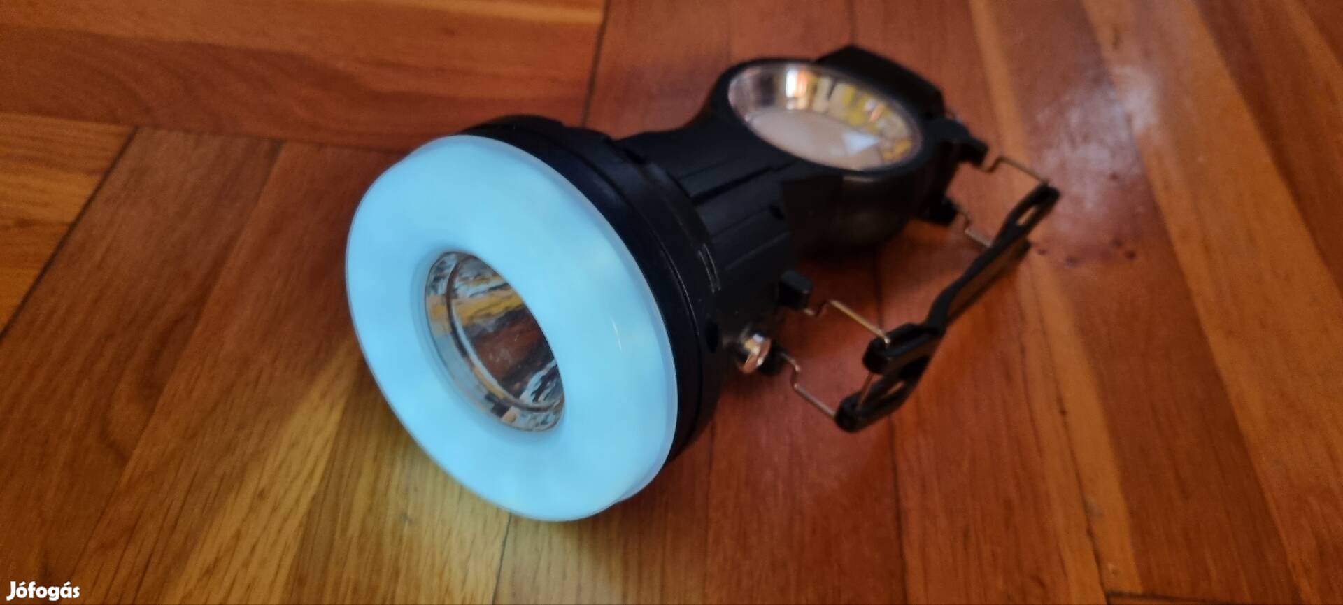 Ledes elemlámpa 3 felé világítási mód