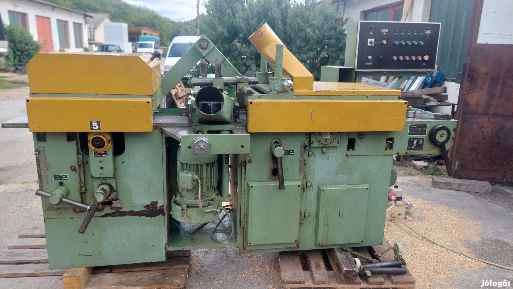 Ledinek négyoldalas gyalugép sorozatvágó