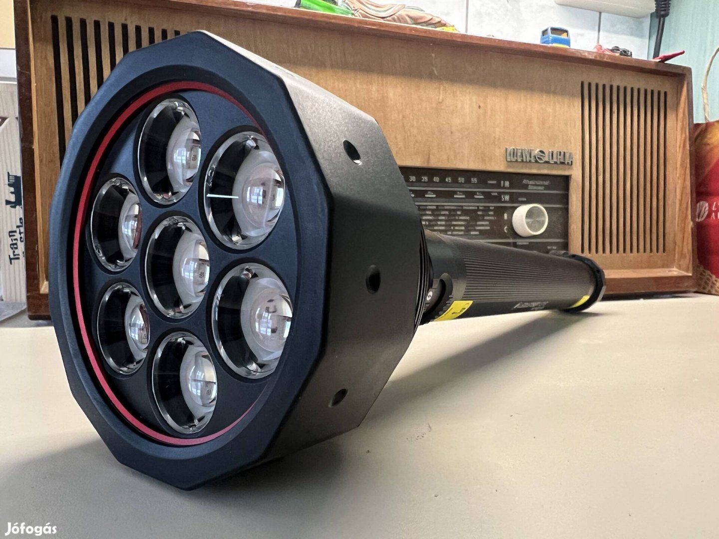 Ledlenser X21R tölthető lámpa 5000 lumen