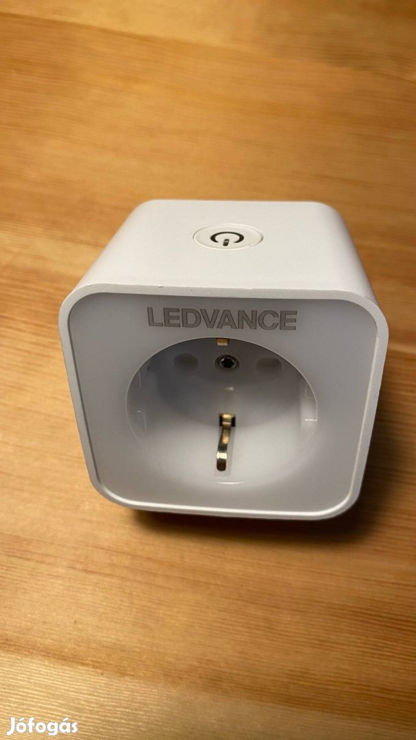 Ledvance Smart+Wi-Fi intelligens aljzat, éjszakai fénnyel, 16A, 3680 W