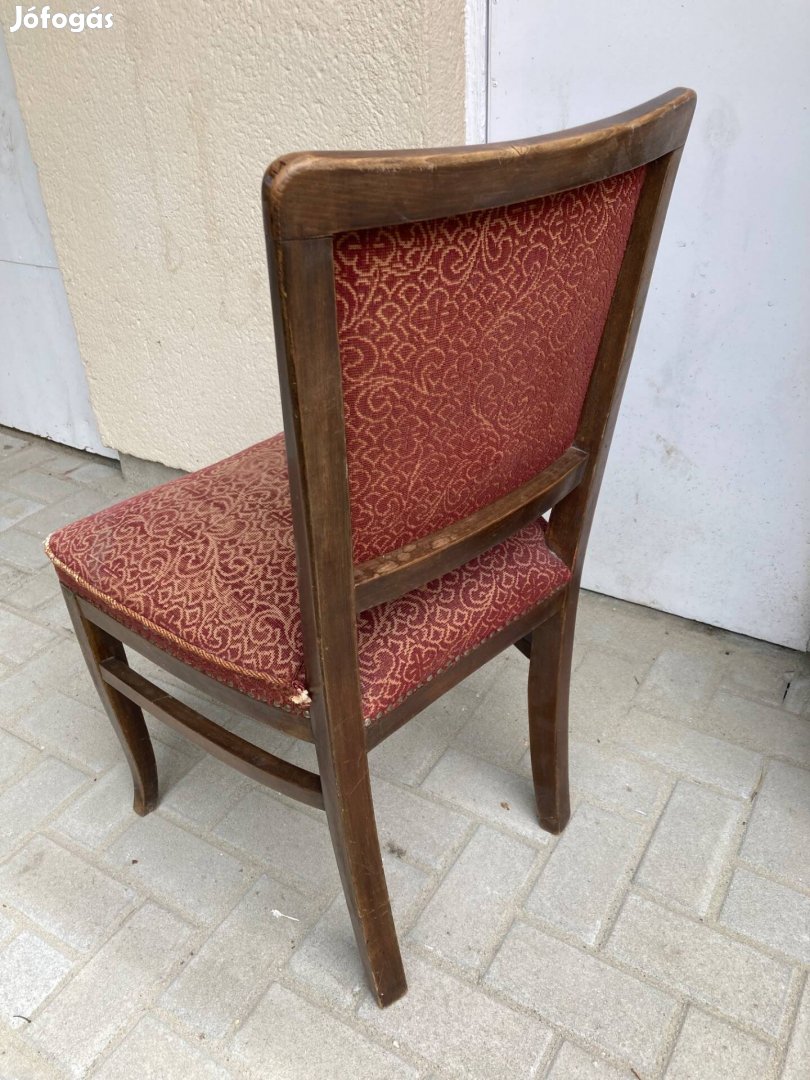 Legalább 50 éves kárpitozott székek, korának megfelelő állapotban