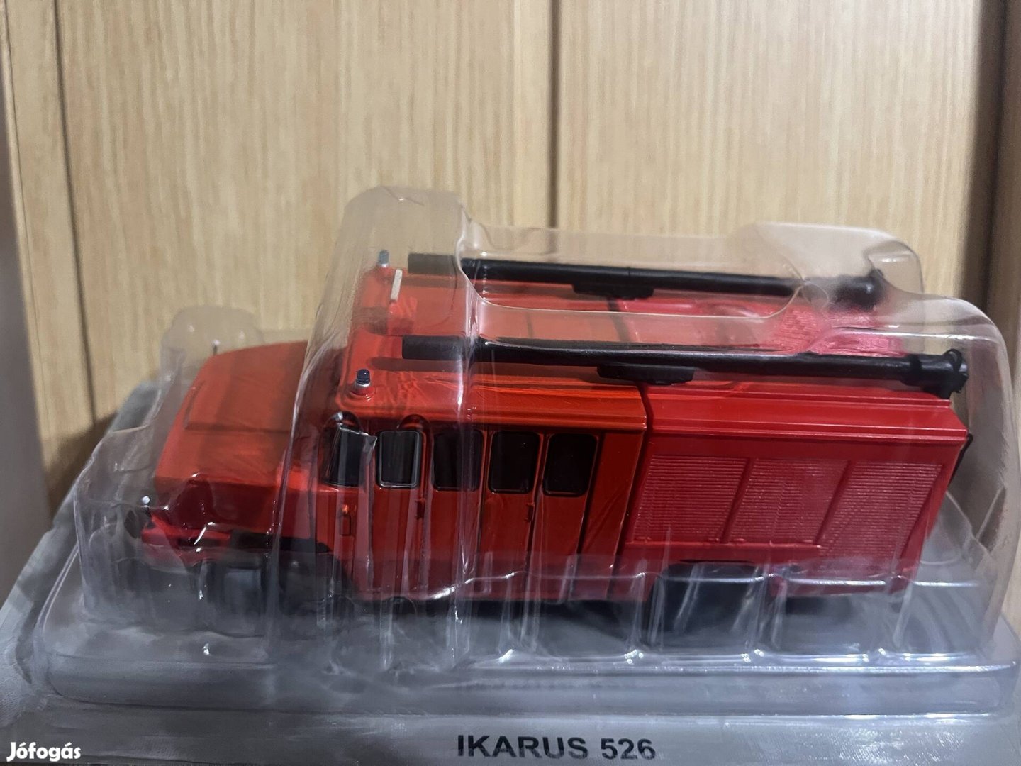 Legendás teherautók 1/43 Ikarus 