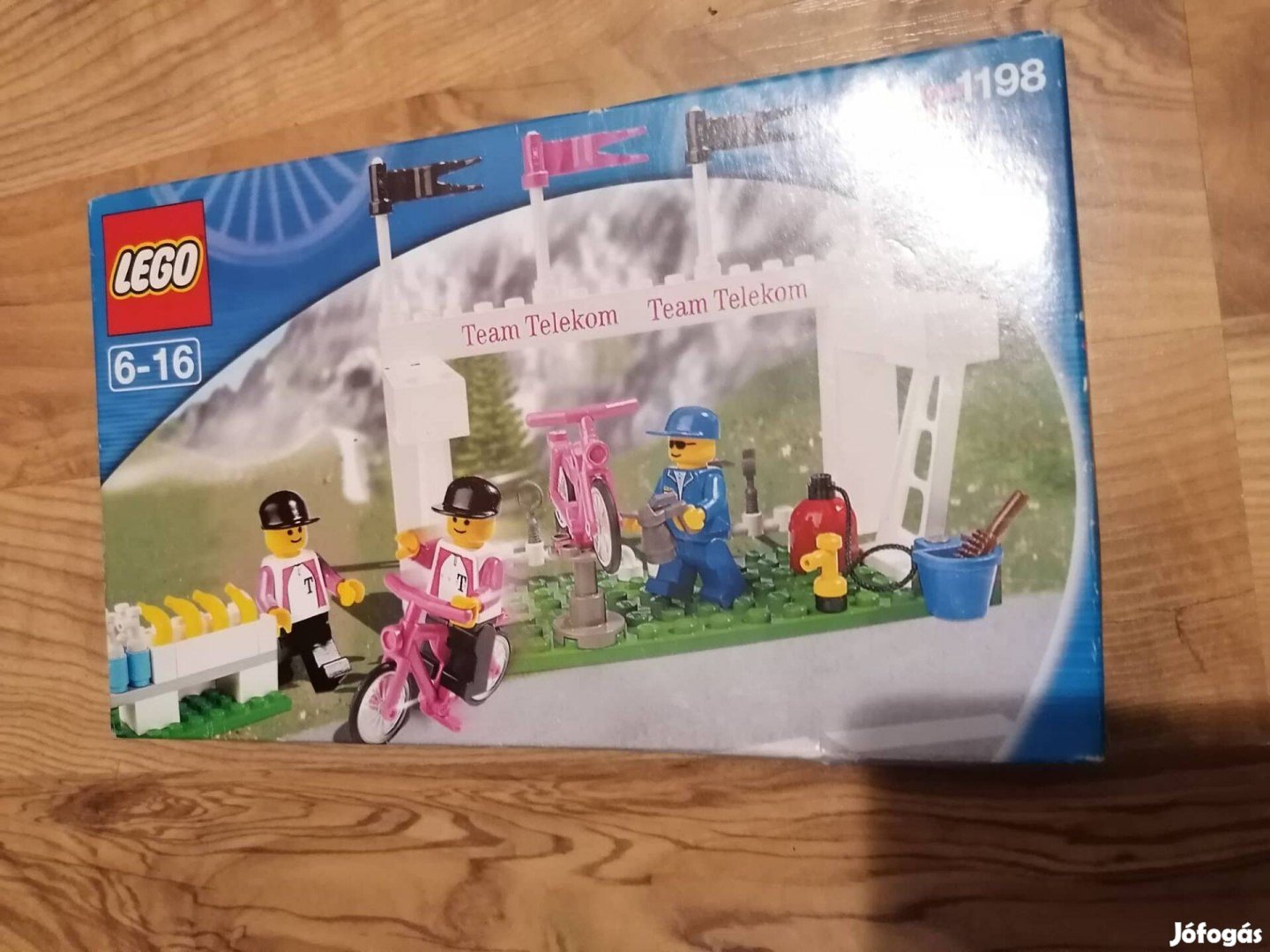 Lego 1198 kerékpárosok és szervizszemélyzet Bontatlan
