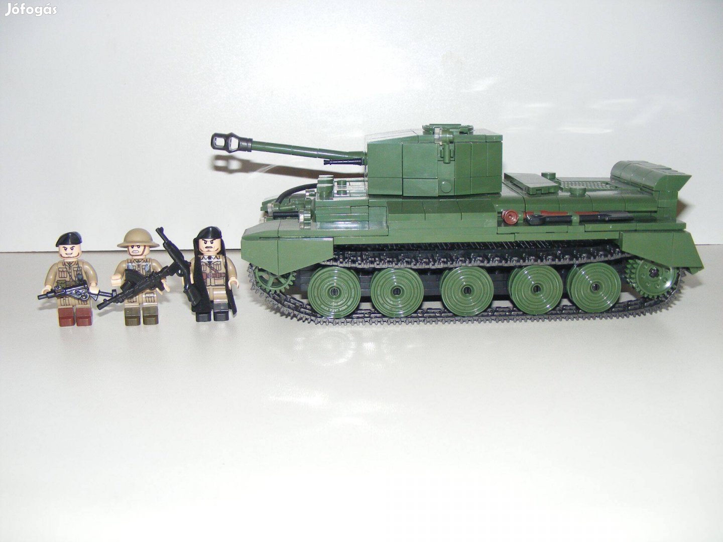 Lego 2. Világháborús Angol Brit Cromwell tank 880db + 4 katona Új