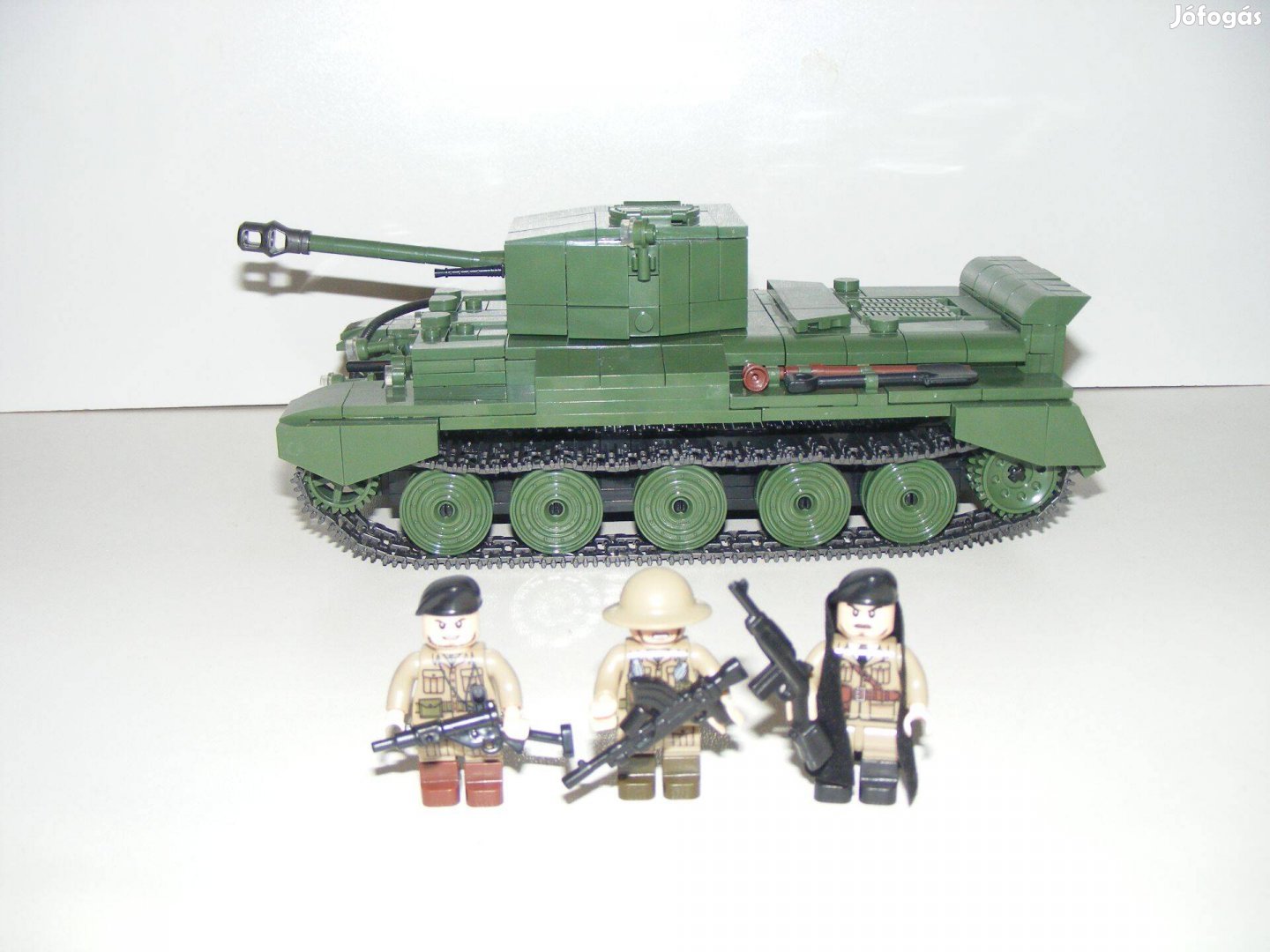 Lego 2. Világháborús Angol Brit Cromwell tank 880db + 4 katona Új