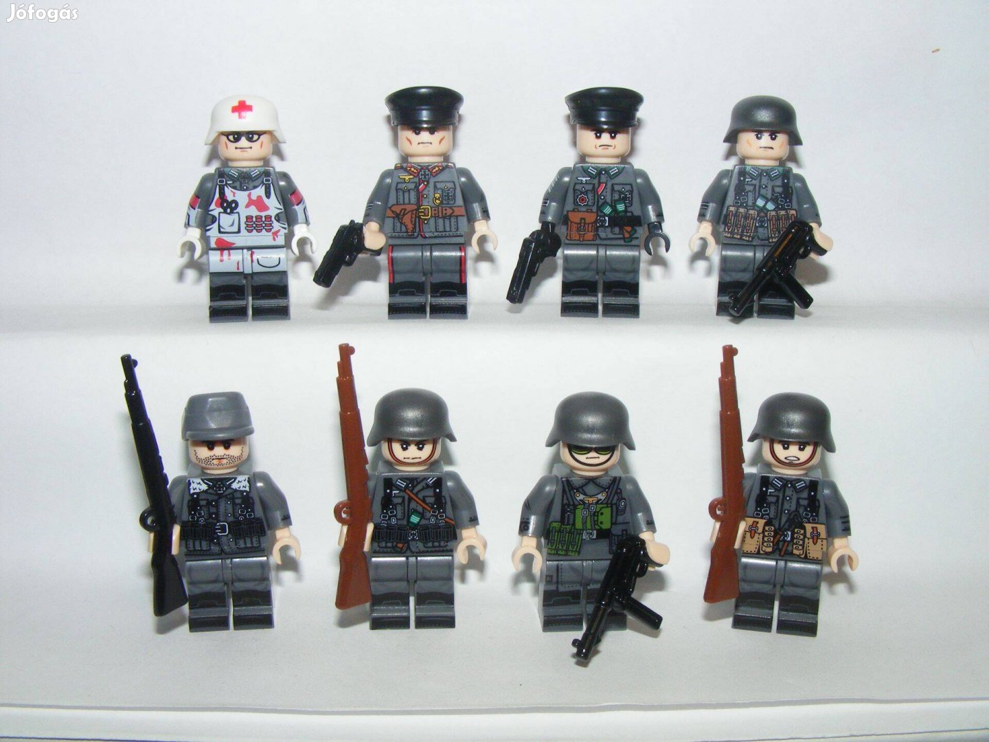 Lego 2. Világháborús Német katonák Tiszt Tábornok Felcser 8db katona