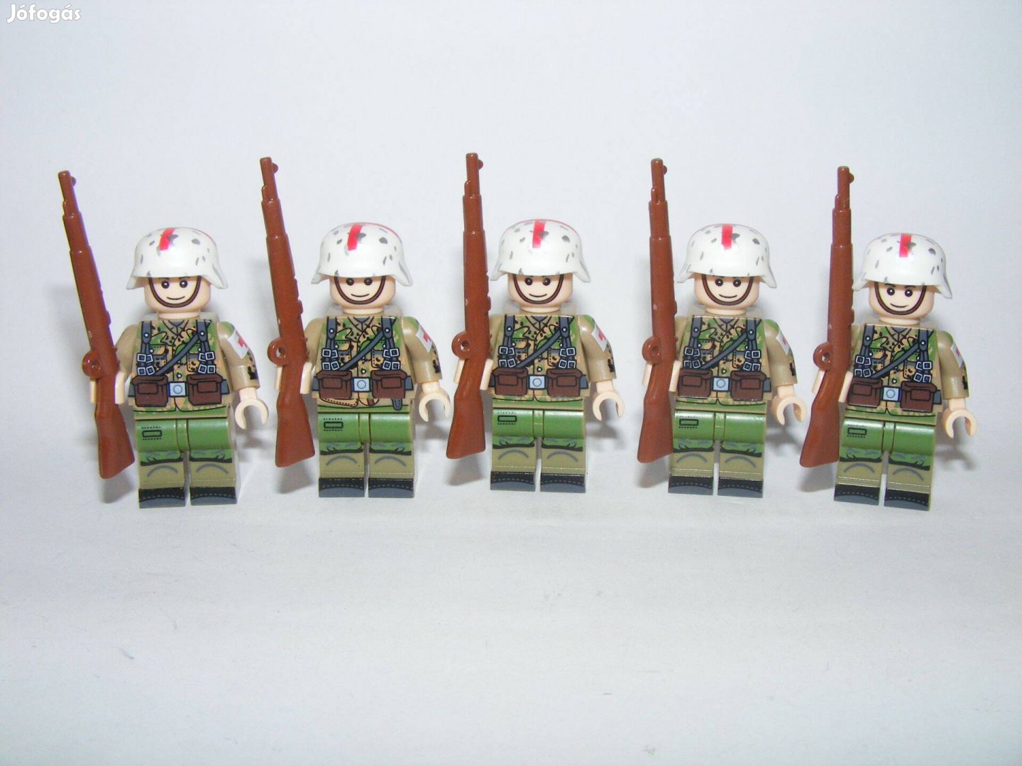 Lego 2. Világháborús katonák Orvos Medic Felcser 5db figura Új