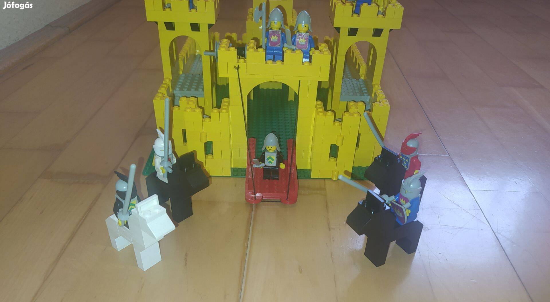 Lego 375 Classic Castle Sárga vár 1978