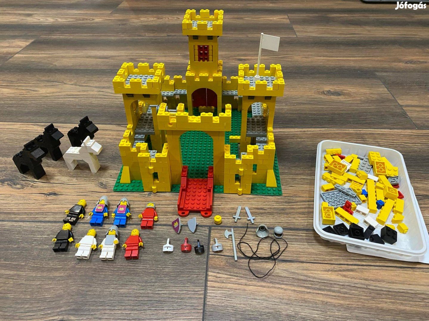 Lego 375 sárga vár