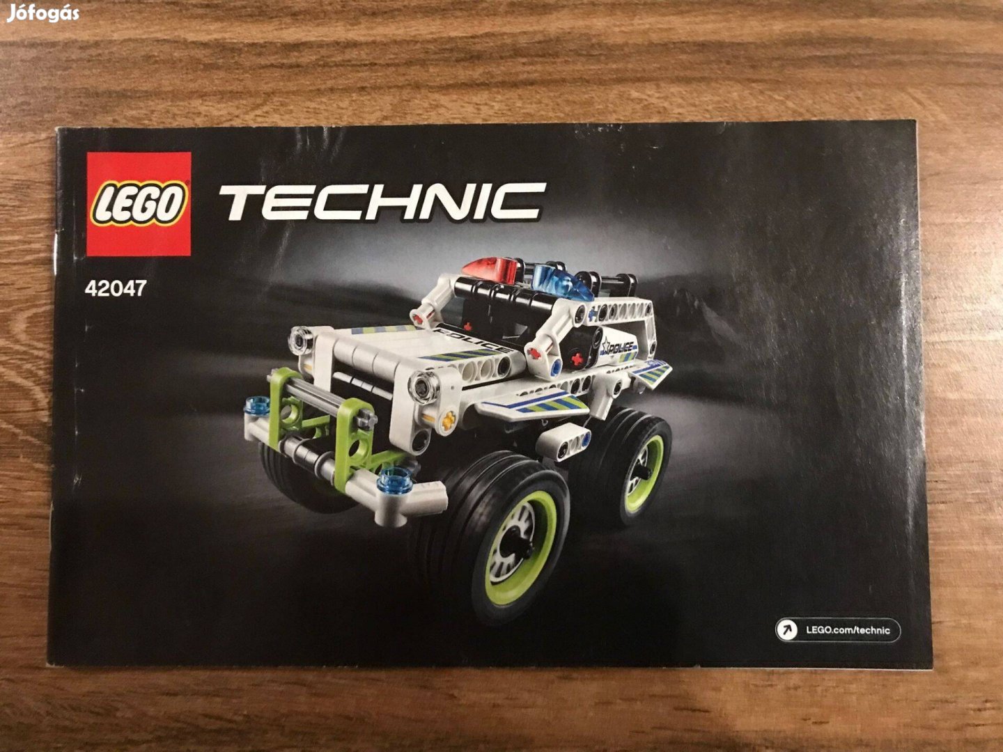 Lego 42047 Technic Rendőrségi elfogó jármű