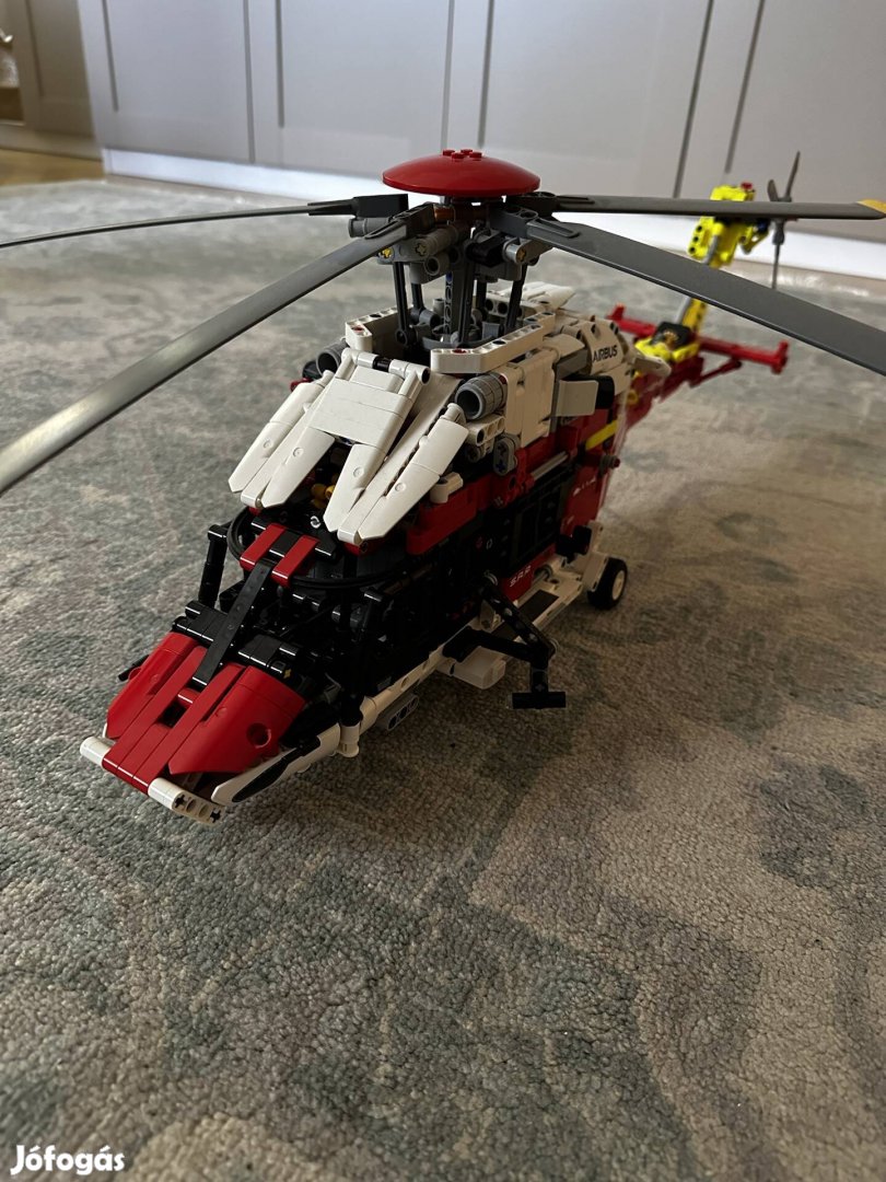 Lego 42145 Mentőhelikopter