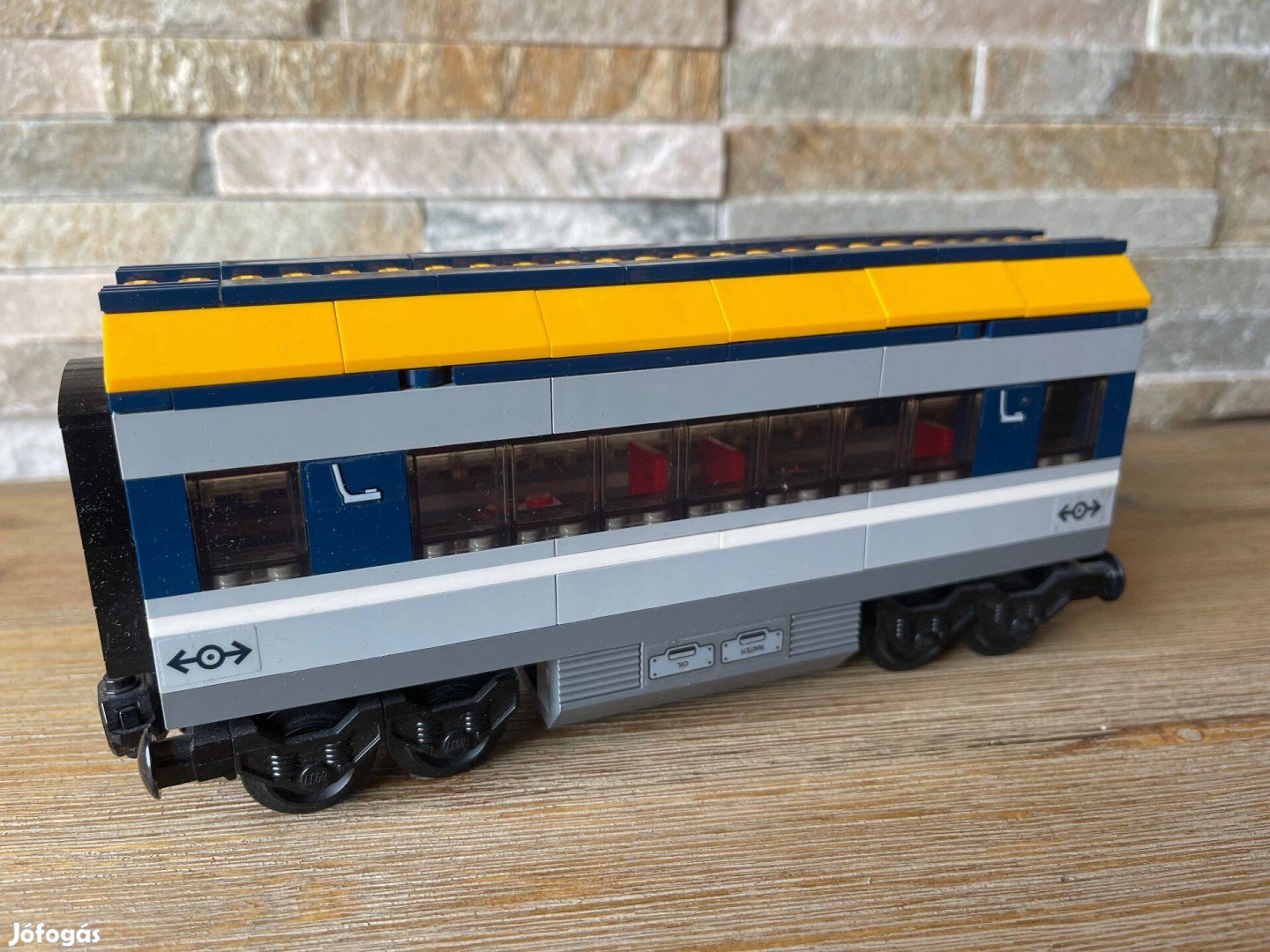 Lego 60197 vasuti vagon Lego vonat vasút vagon
