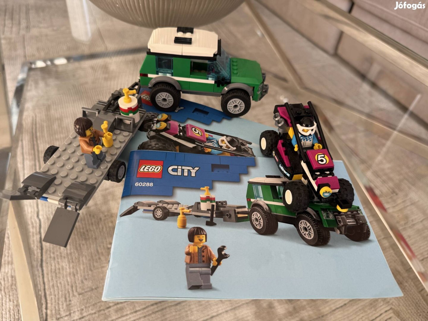 Lego 60288 Verseny homokfutó szállítóautó