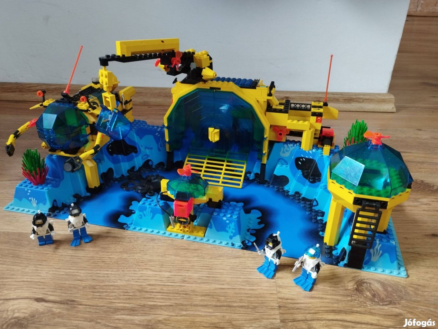 Lego 6195 Neptune Discovery Lab