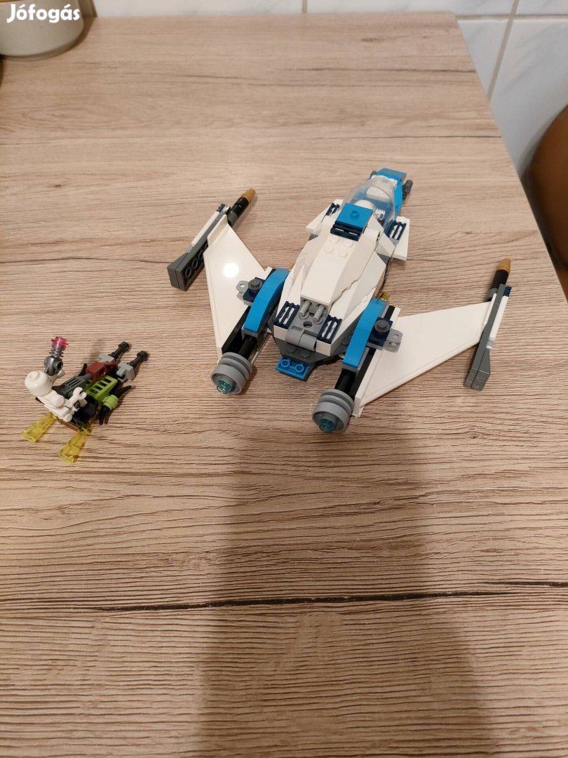 Lego 70701 Galaxy Squad Méhecske elfogó űrhajó