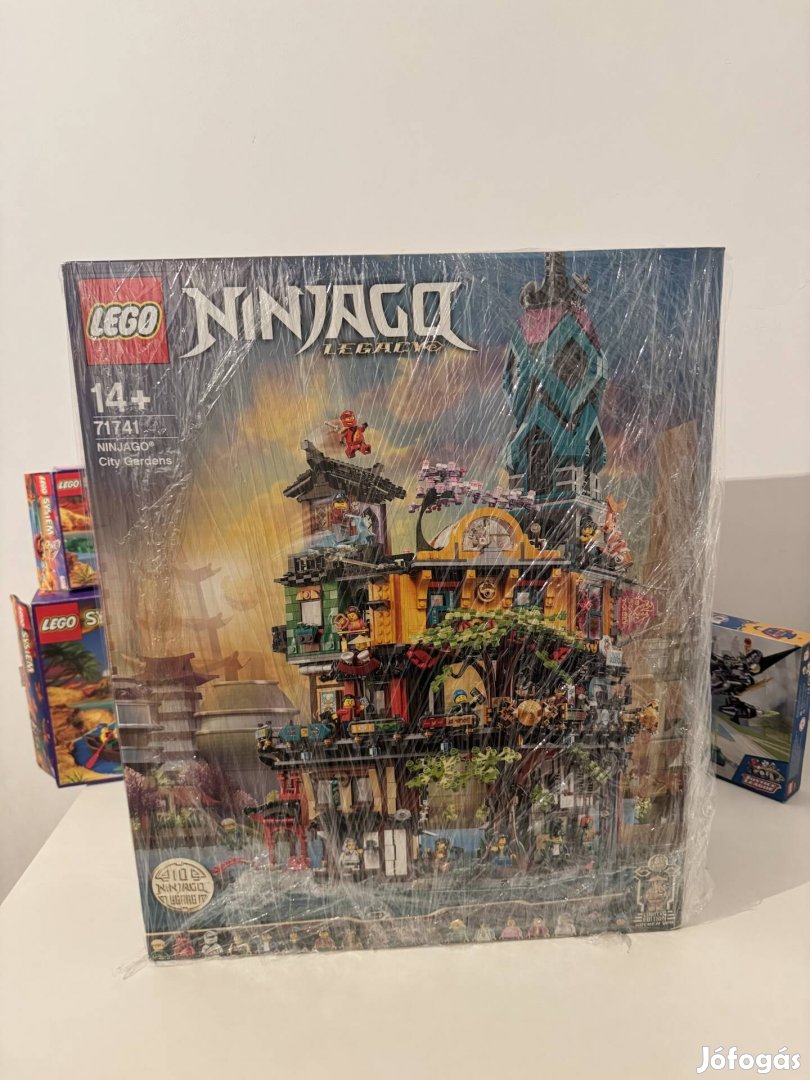 Lego 71741 Ninjago City Gardens 