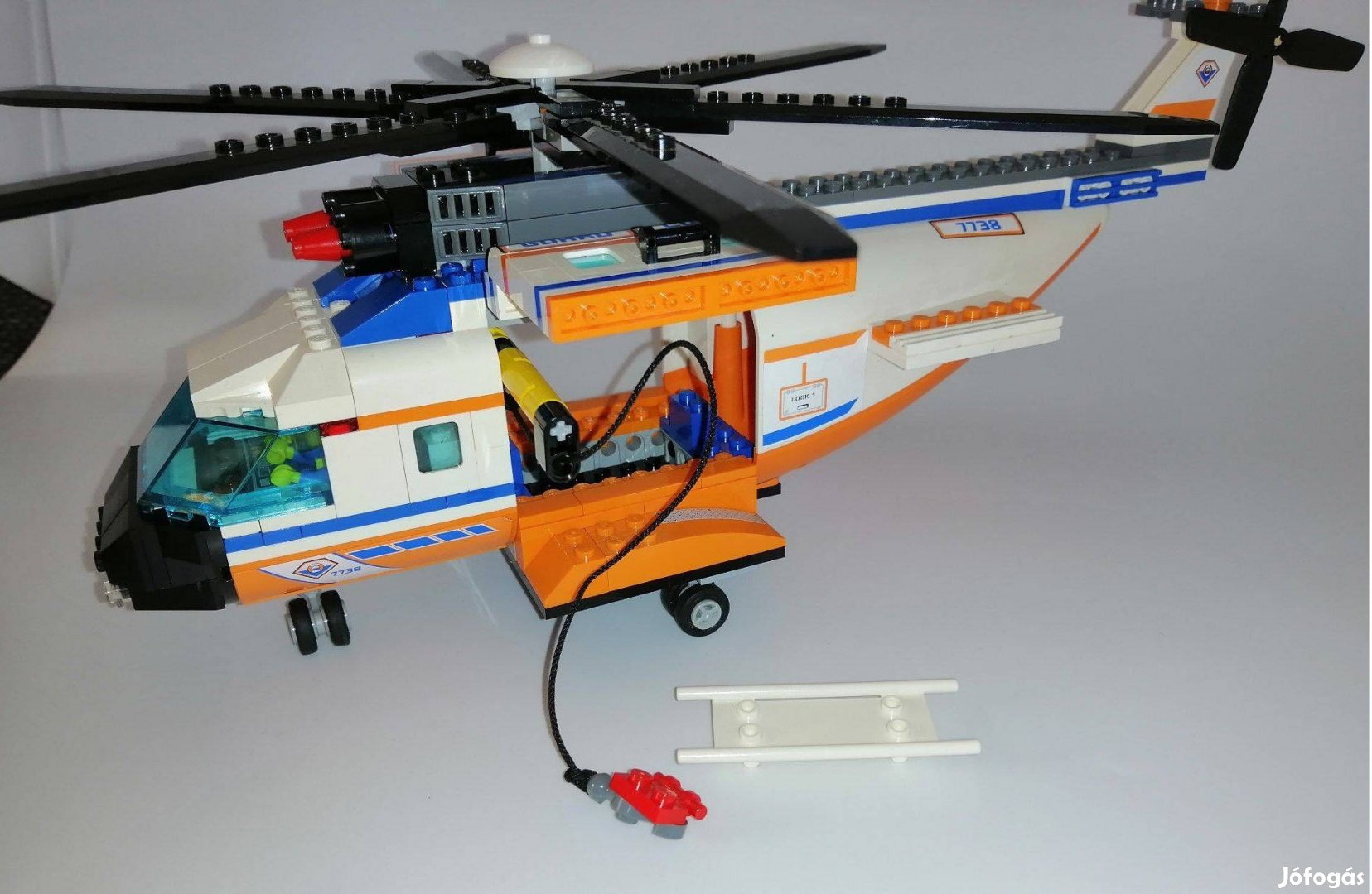 Lego 7738 Parti őrségi helikopter és mentőtutaj