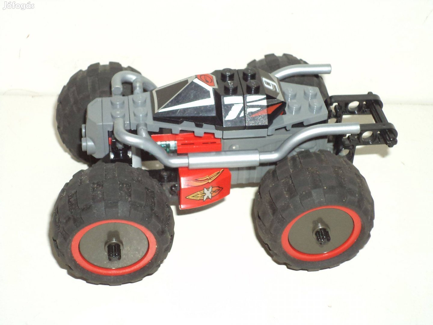 Lego 8385 Exo Stealth (Exo-Lopakodó), Racer