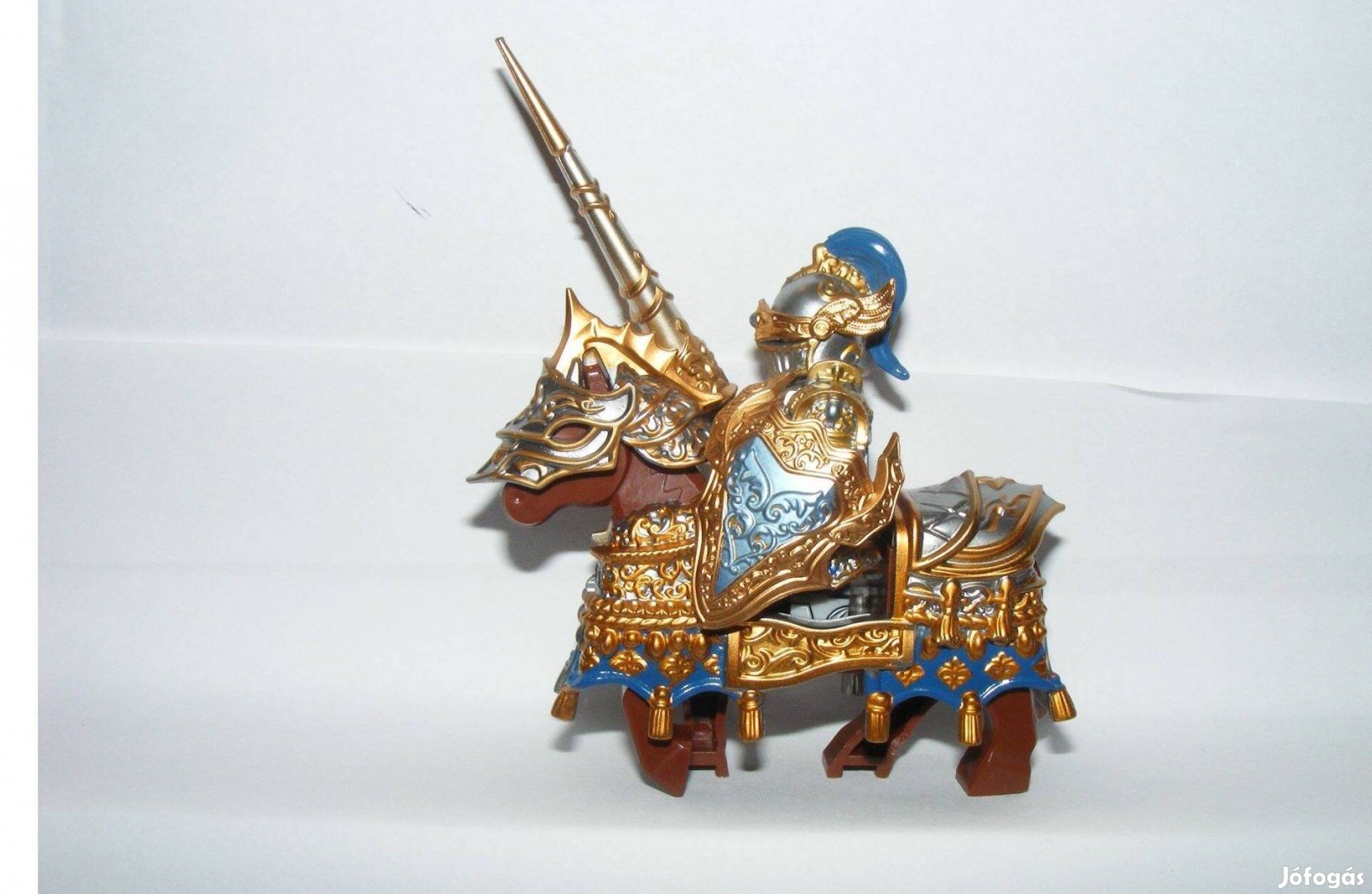 Lego Castle figurák Sir Lancelot arany páncélos lovag harci